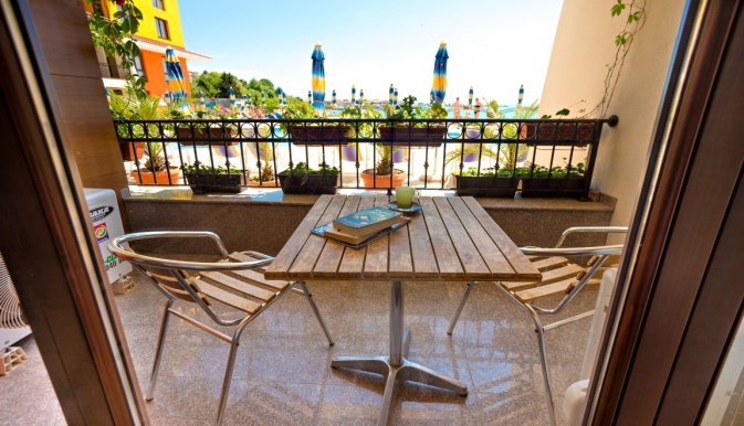 MIRAGE_APARTHOTEL_NESSEBAR_BULGARIA_AIR_TOUR_TRAVEL
